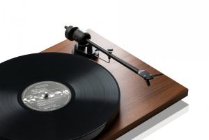 Pro-Ject E1 Turntable