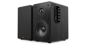 bookshelf speakers