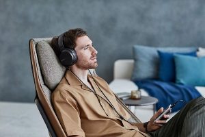 Sony announces the MDR-Z7M2