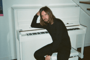 Kevin Parker (Tame Impala), pieza importante del nuevo álbum de Dua Lipa
