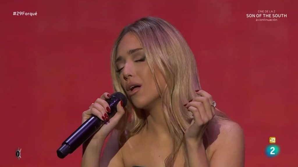 Ana Mena pays tribute to Lola Flores at the Forqué 2023 Awards