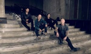 Metallica and Ñengo Flow, entries of the week at Discos España