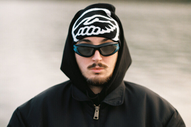 Suave da un paso adelante en “Artificial”