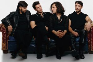 Arde Bogotá y Bunbury comparten una nueva versión de “La Salvación”