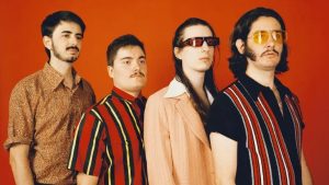 Cometa gives it 'Everything for you' sounding like Los Bravos