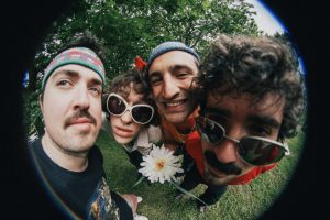 EZEZEZ publican videoclip y nuevas fechas de su gira