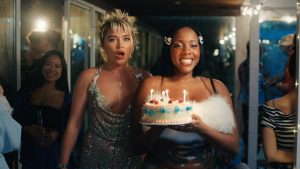 Rachel Chinouriri turns the page thanks to Florence Pugh in 'Never Need Me'