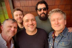 Sunny Day Real Estate lanzan la regrabación en directo de “Diary”