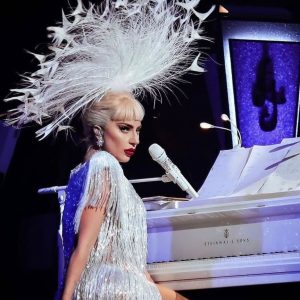 Lady Gaga uses Taylor Swift to deny pregnancy rumors