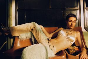 Sila Lua forgets you "from Brazil" between reggaeton, pop and funk from Rio