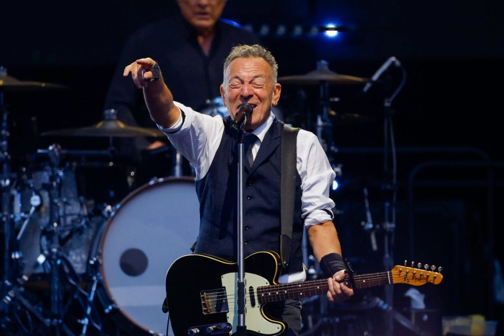 The Boss is resurrected in time to do the rest in Spain