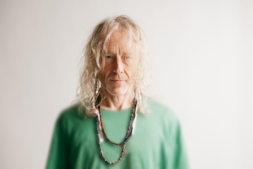 Low's Alan Sparhawk announces his first solo album