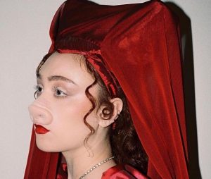 Chappell Roan has a beef with a photographer at the VMAs