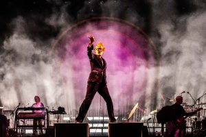 Pulp unveil new live track, 'Spike Island'