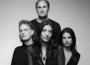 Sharon van Etten announces new band and album