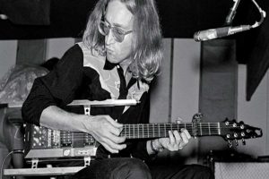 Elton John y John Lennon también tendrán su whisky en edición limitada