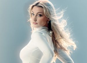 'Jean Blau' is Julieta's cry for freedom, echoed by Britney