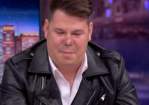 Lucas explains, through tears, his nose operation in EH