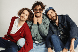 Sexy Zebras le cantan al pogo para celebrar sus conciertos