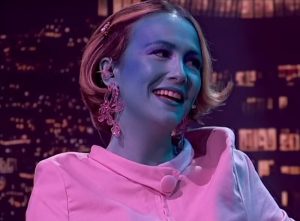 Rigoberta Bandini bursts into the laten xou painted blue