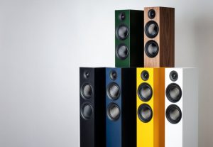 Acoustic soil boxes pro-Ject Speaker Box 12 E Carbon and Speaker Box 10 E Carbon
