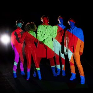 Arcade Fire releases single and date their 7th album
