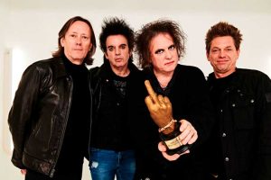 Lista de remezcladores de lujo para “Mixes Of A Lost World” de The Cure