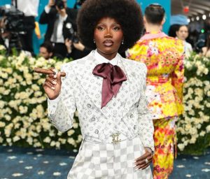 Doechii responds to the elevator drama and umbrella