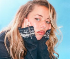 Nilüfer Yanya: "I would change the recognition of criticism for commercial success"