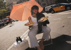 Paco Sin Question: From Raphael or Raffaella?