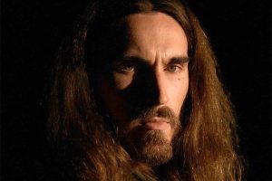 Carlos Ares comparte fechas de una nueva gira de salas