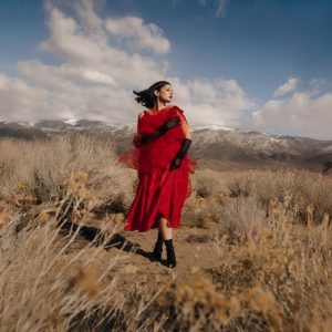 'Gimmicks' is Gracey's great electropop