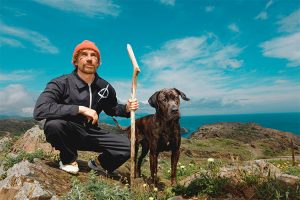 Macaco lanza el single de adelanto “Sube el nivel del mal”