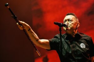 La policía y el ejército desalojan un concierto de Fermin Muguruza en México