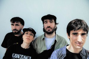 Viva Belgrado, Hinds y shego, cabezas del Espai Vapor