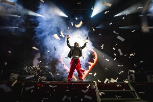 What does Jared Leto have that Santi Balmes does not have?