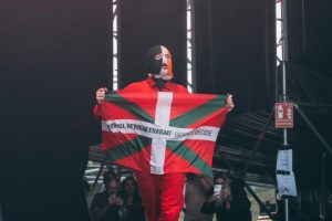 Raye and Kneecap, historic at Bilbao BBK Live more complicated