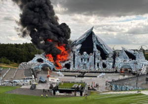A fire destroys the main scenario of Tomorrowland