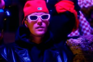 Justin Bieber lanza por sorpresa su nuevo álbum “Swag”