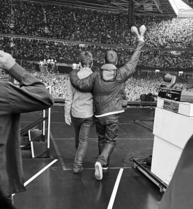 Oasis play together for the first time in 16 years: videos and setlist