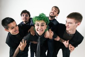 The Gavira, against 'The Nazis Rubias' and Vox in their Punk satire