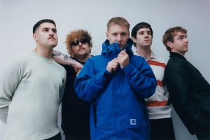 “B A D I D E A” de Militarie Gun se escribió originalmente para Doja Cat