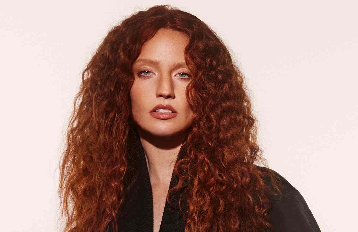 Jess Glynne resurfaces thanks to Jet2's viral ... already rudimental