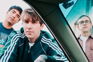 Joyce Manor se acercan a The Smiths en “All My Friends Are So Depressed”
