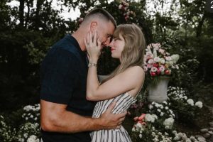 Taylor Swift and Travis Kelce announce commitment