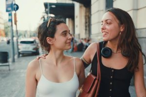 Ginestà y Alba Armengou colaboran en “T’estimo tant”