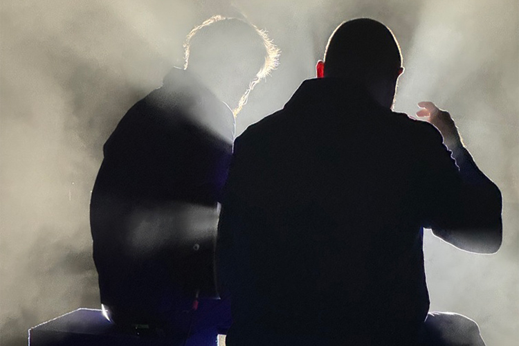 Raül Refree y Niño de Elche adelantan “Nádas” de su disco conjunto