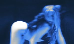 Tate McRAE responds to his ex in 'Tit for tat': "Kiss me the ass"