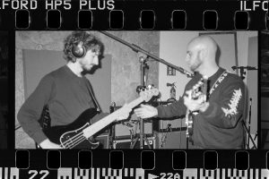 Estrenamos el documental de grabación de “Música Máquina” de Medalla