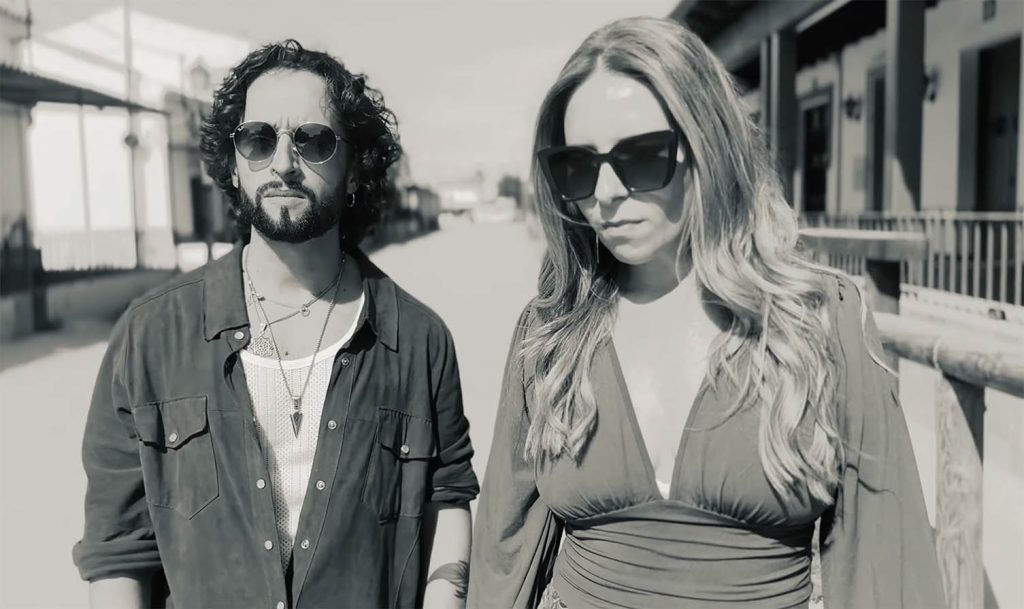 Cristian de Moret y Rocío Márquez cruzan el desierto con su “Stone Fandango”